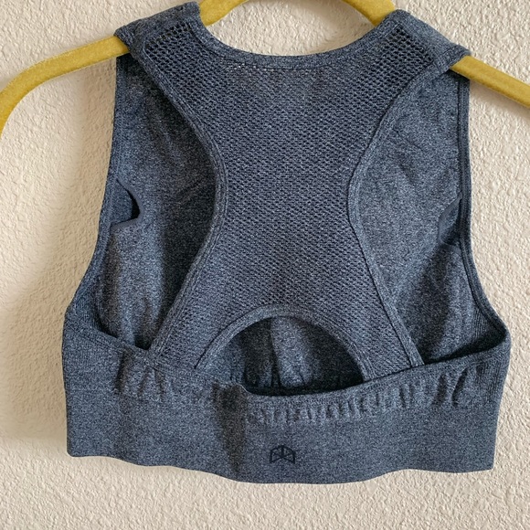 RAWGEAR Pullover Logo Razorback Sports Bra in Heather Gray, Size S and M. NWOT🌴 - Picture 3 of 3